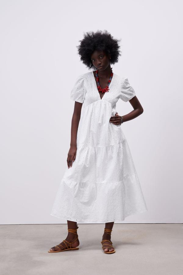 Los vestidos blancos más bonitos están en Zara