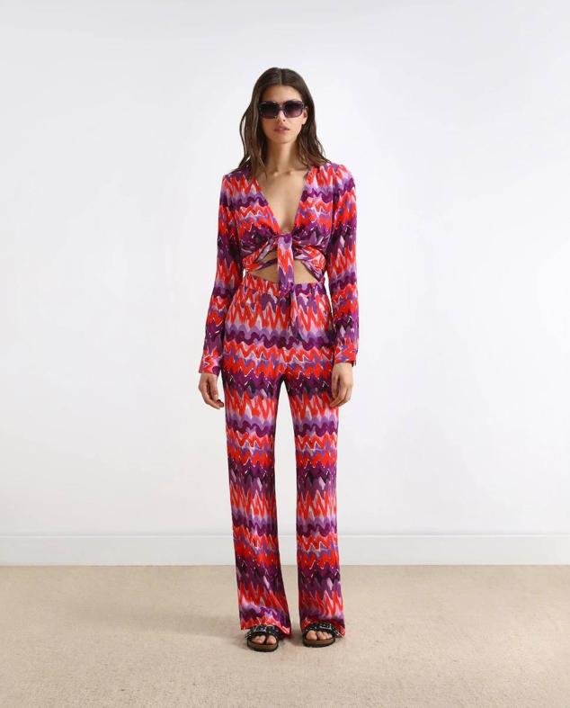 Los conjuntos estampados que solucionarán tus looks en primavera: