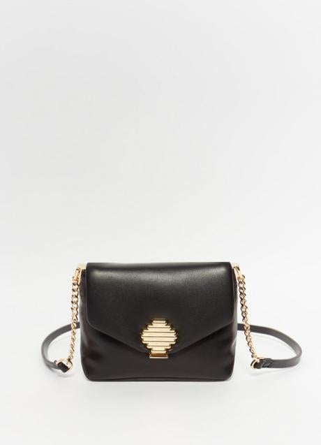 Bolso negro de Sfera (15,99 euros)