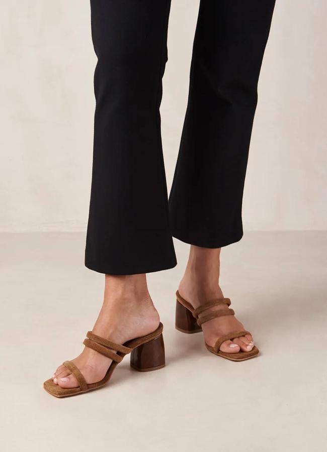 Sandalias de tacón en piel de serraje