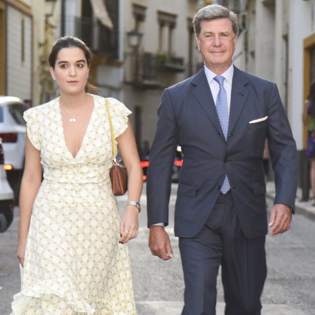 Cayetano Martínez de Irujo y Bárbara Mirjan anuncian su boda tras diez años juntos: los detalles y los motivos de la decisión