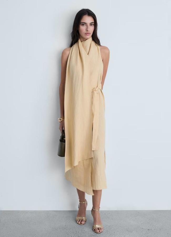 Vestido de lino con foulard