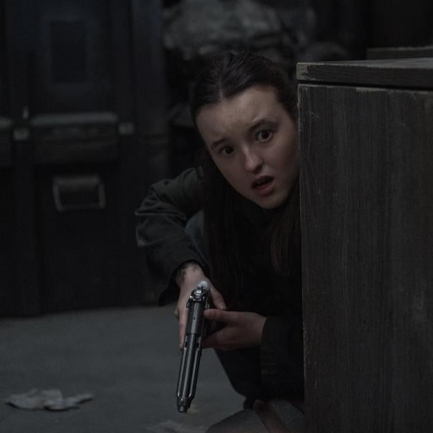 Bella Ramsey como Ellie en una imagen del cuarto episodio de la segunda temporada de The Last of Us.