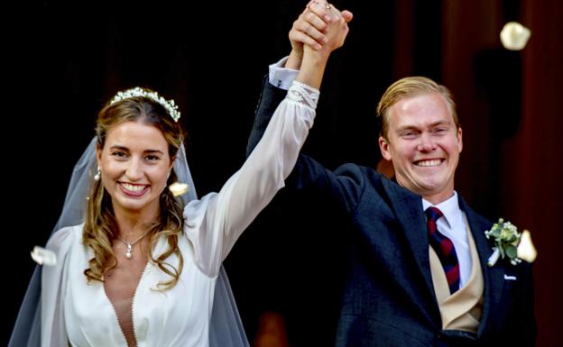 Alejandro de Austria y Natacha Roumiantzoff-Pachkevitch, el día de su boda. 