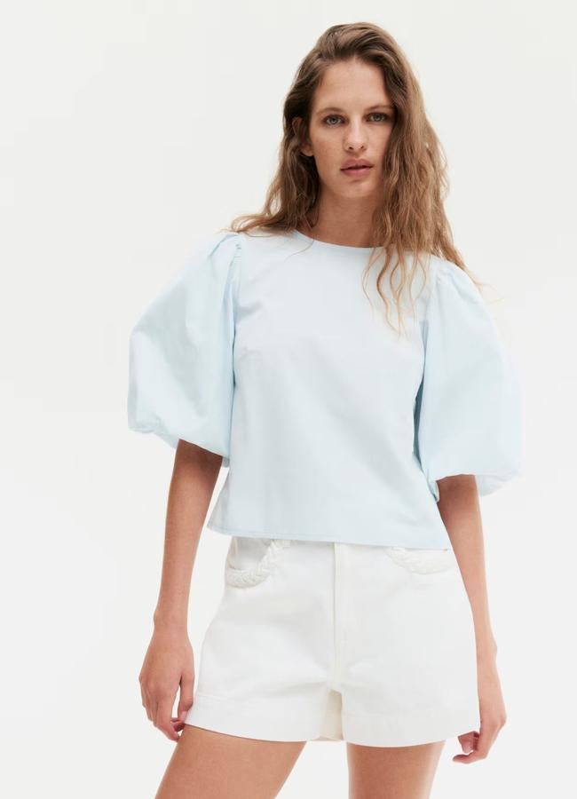 Blusa de popelín con mangas abullonadas